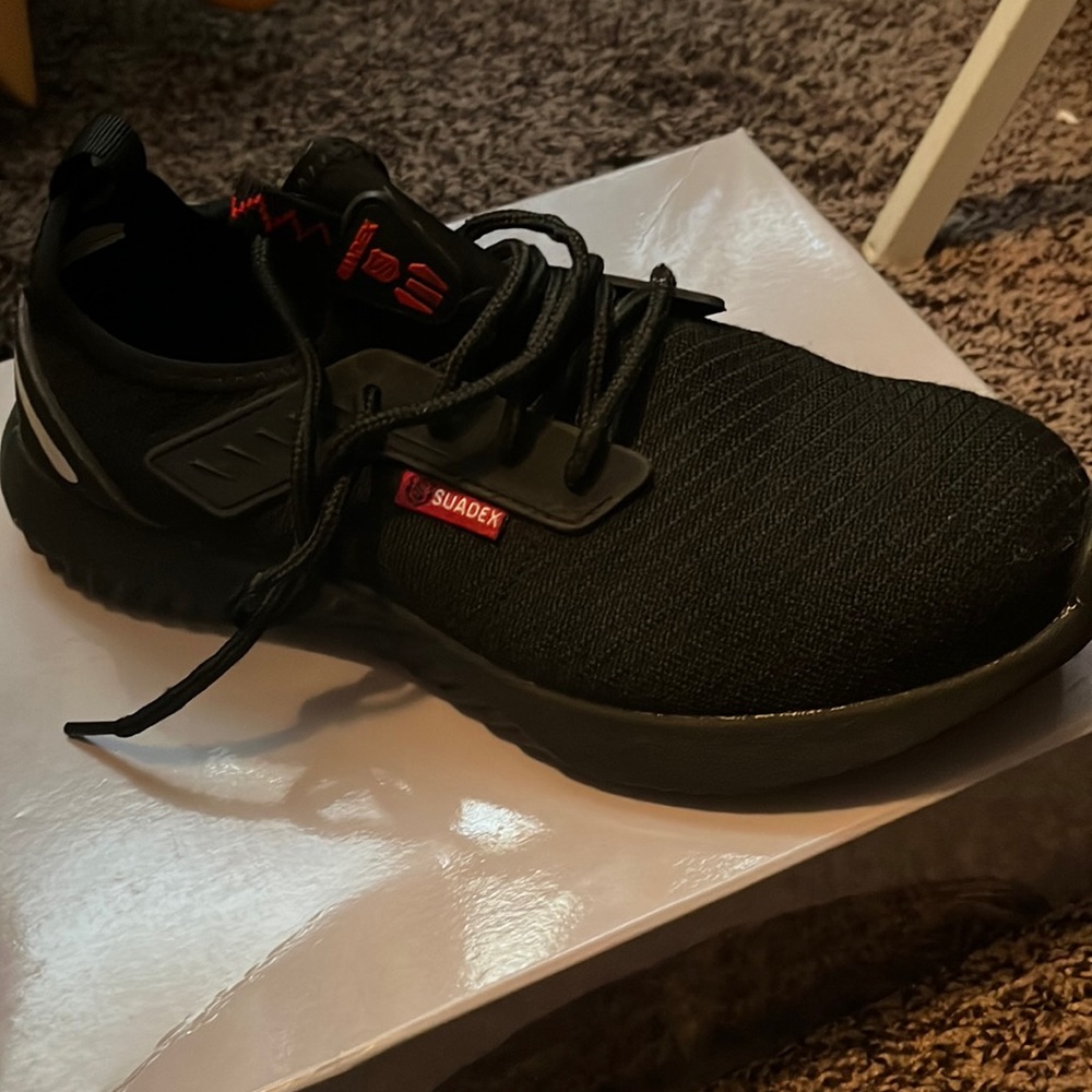 working shoes with hard front